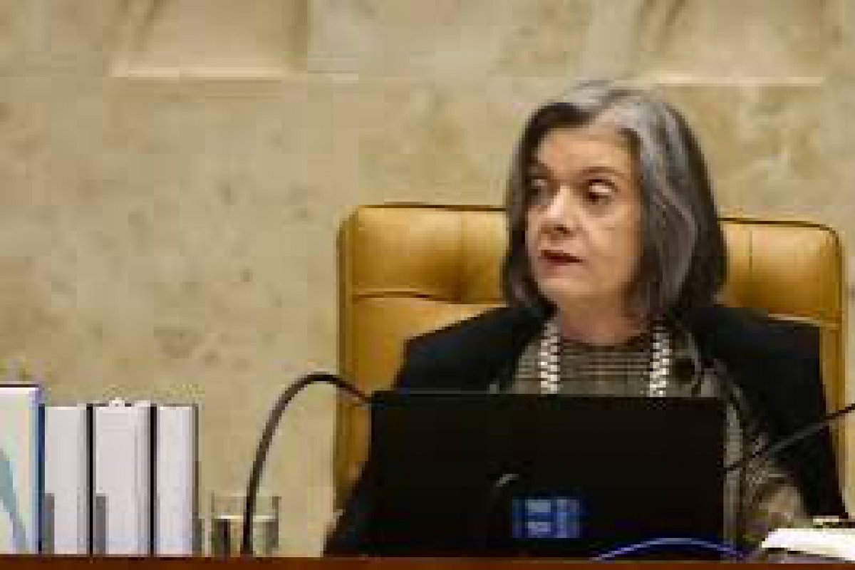 STF retoma julgamento de Bolsonaro com expectativa de formar maioria para condenação