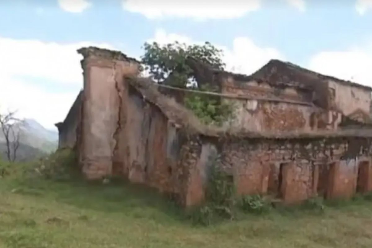 MP-BA recomenda suspensão de atividades turísticas em igreja histórica de Jacobina por risco de desabamento