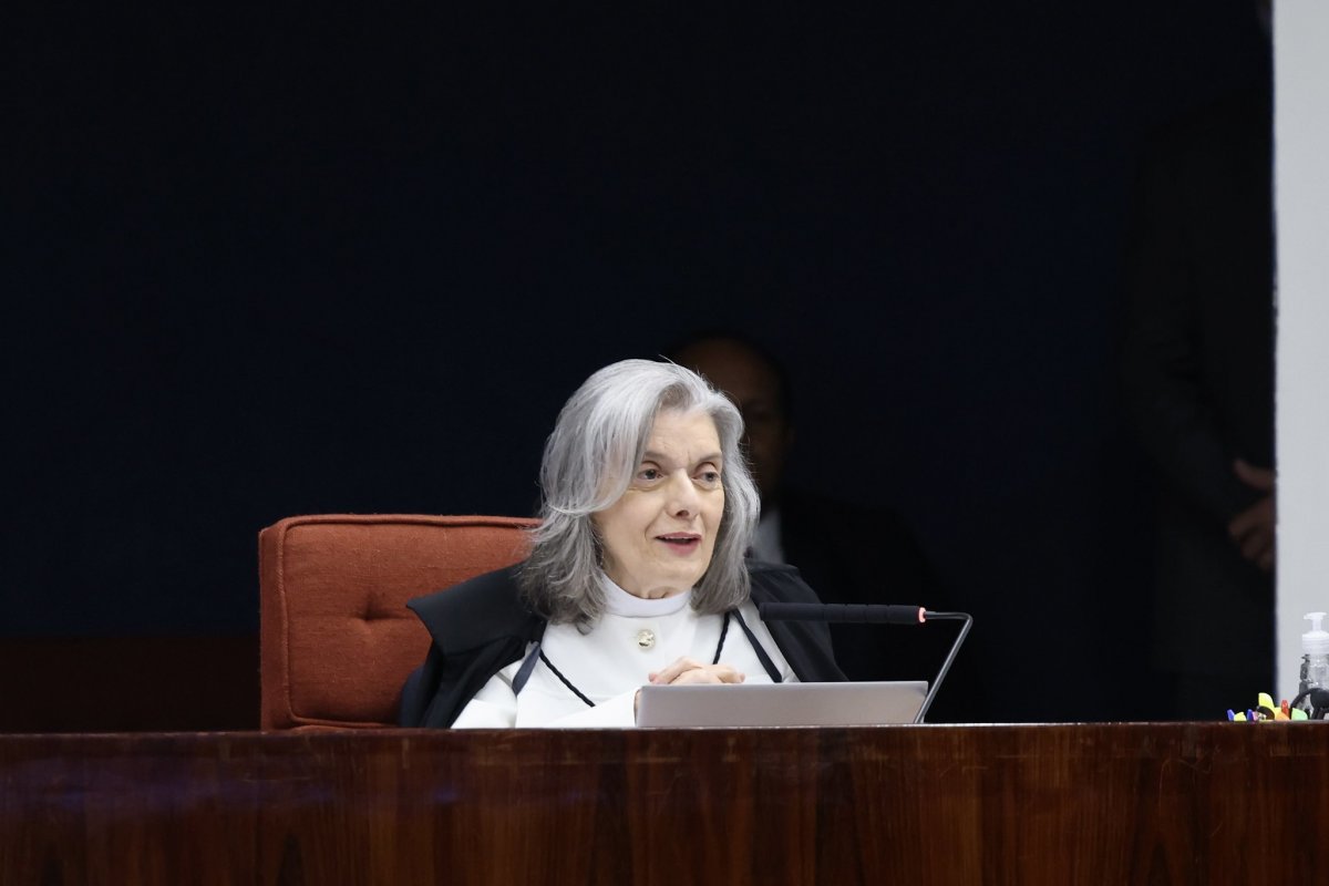 Cármen Lúcia cita Victor Hugo durante voto no julgamento da trama golpista: 'O mal feito para o bem continua sendo mal'