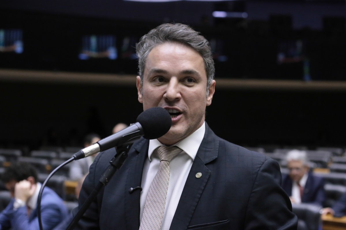 VÍDEO: Zucco chama julgamento da trama golpista de "teatro" e diz que vai trabalhar para pautar anistia na Câmara
