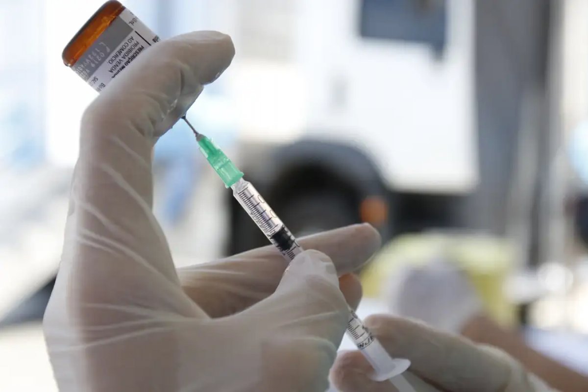 Casos de sarampo tiveram aumento de 34 vezes em 2025, alerta Opas