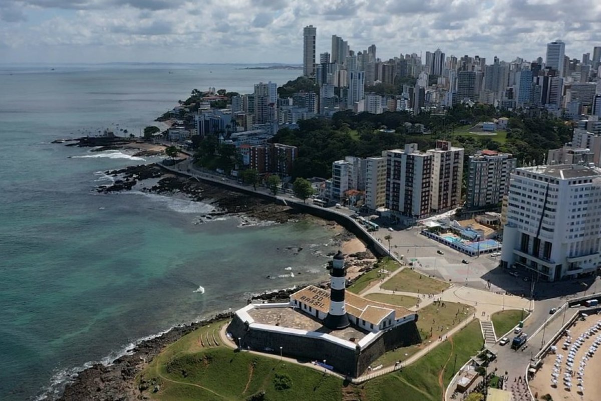 Pesquisa do Ministério do Turismo aponta que Salvador é um dos principais destinos de turistas brasileiros