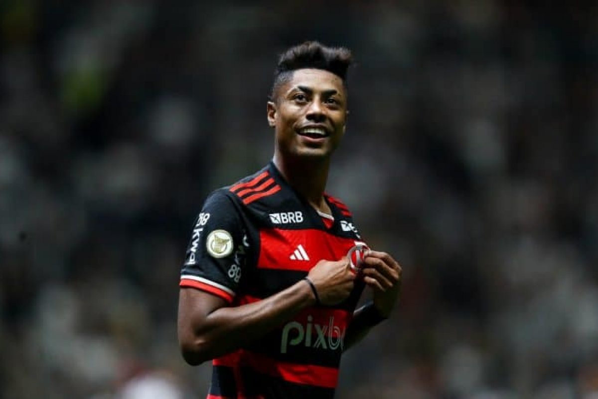 STJD concede efeito suspensivo e libera Bruno Henrique para jogar no Flamengo
