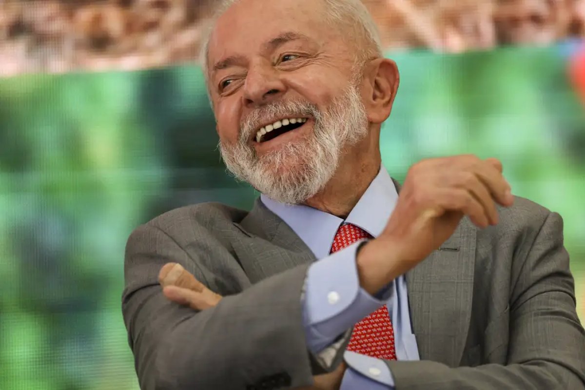 Lula vai indicar mais dois ministros do STM que julgarão perda da patente de Bolsonaro e militares condenados 