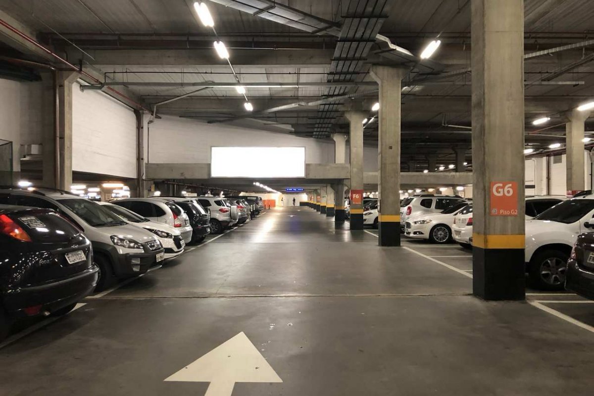 TST autoriza cobrança de estacionamento de empregados em shopping de Aracaju