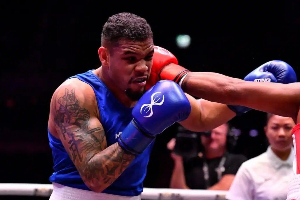 Baiano Isaías Ribeiro conquista medalha de prata no Mundial de Boxe 
