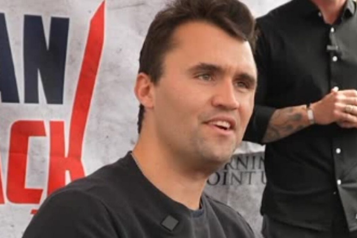 Comentários sobre assassinato de Charlie Kirk provocam demissões nos EUA