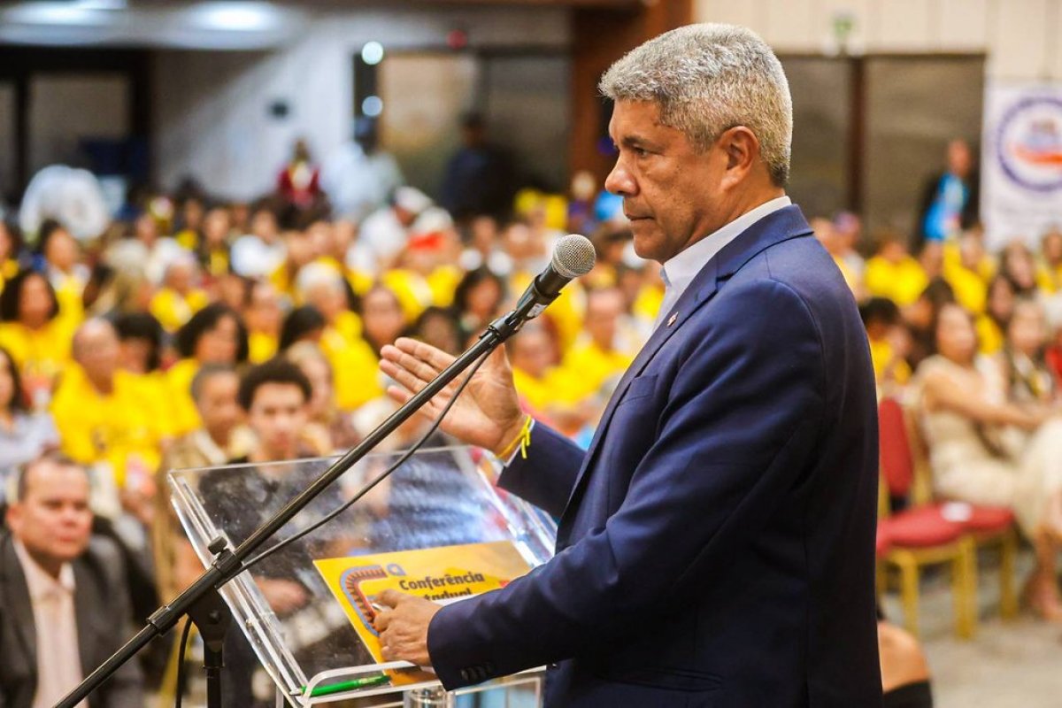 Vídeo: “Fico triste quando recursos públicos são colocados em cheque”, afirma Jerônimo ao comentar caso Elmar Nascimento