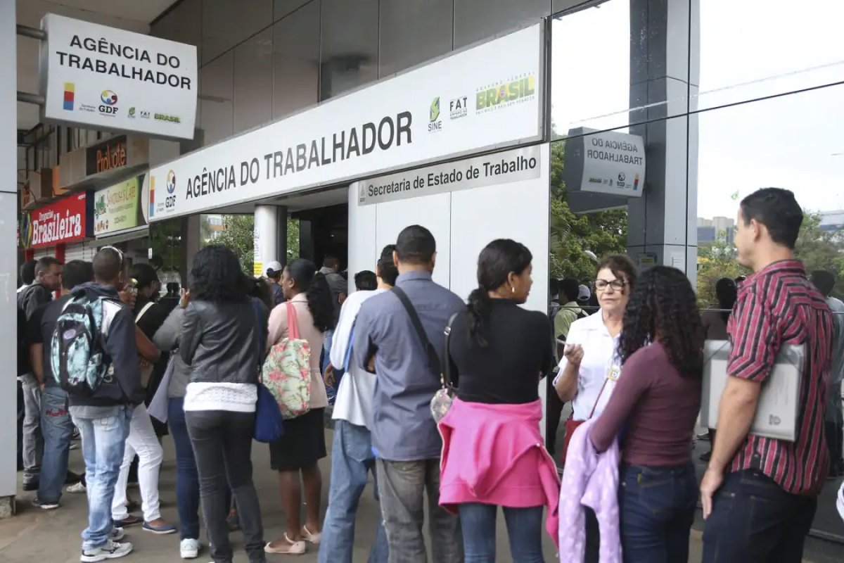 Com mercado aquecido, 53,8% descartam perda de emprego