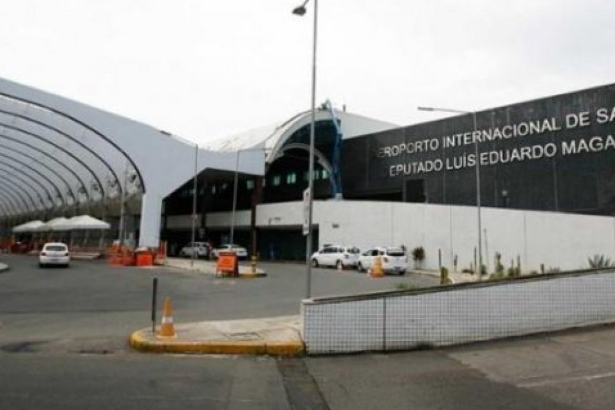 Aeroporto de Salvador vai receber média de 170 voos diários durante o Carnaval
