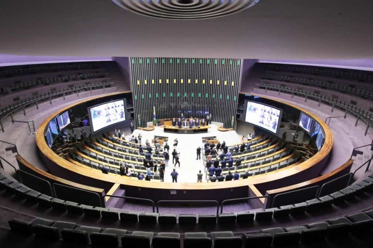 Veja como votaram os deputados na PEC da Blindagem; maioria da bancada baiana se posicionou a favor
