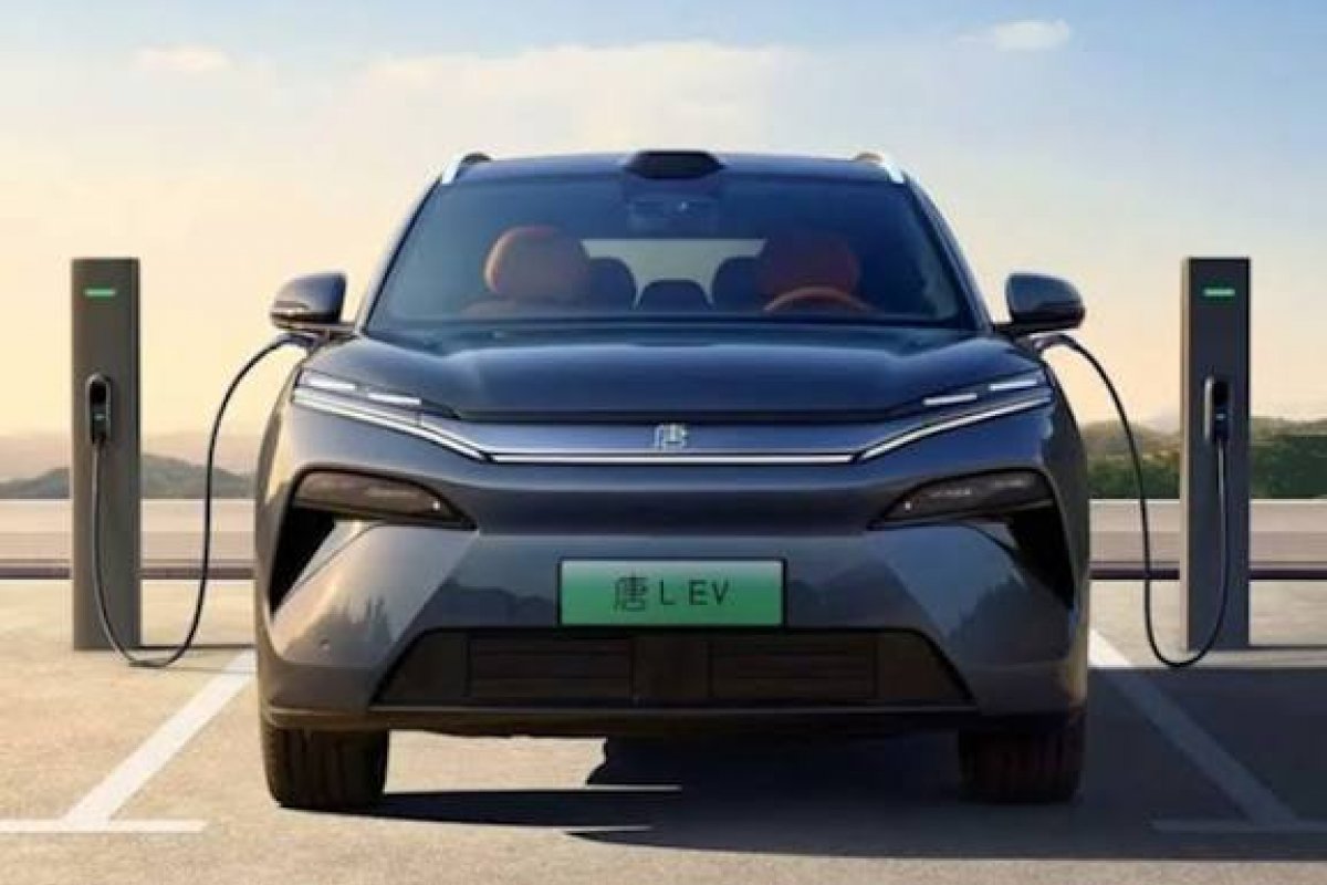 BYD anuncia instalação de 400 super carregadores de elétricos na Europa
