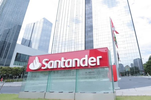 [Banco oferece vagas com salários a partir de R$ 7 mil]