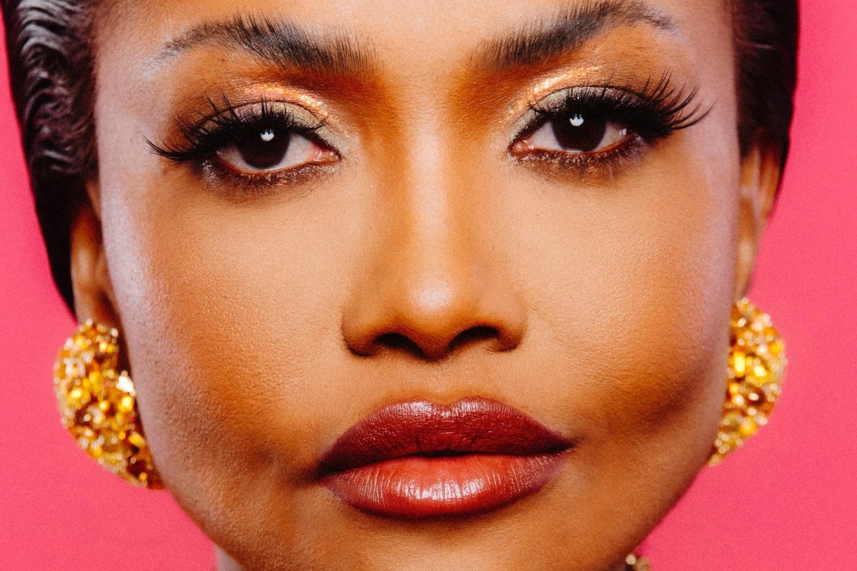 Gaby Amarantos veste criação exclusiva de Gustavo Silvestre no Amazônia Live!