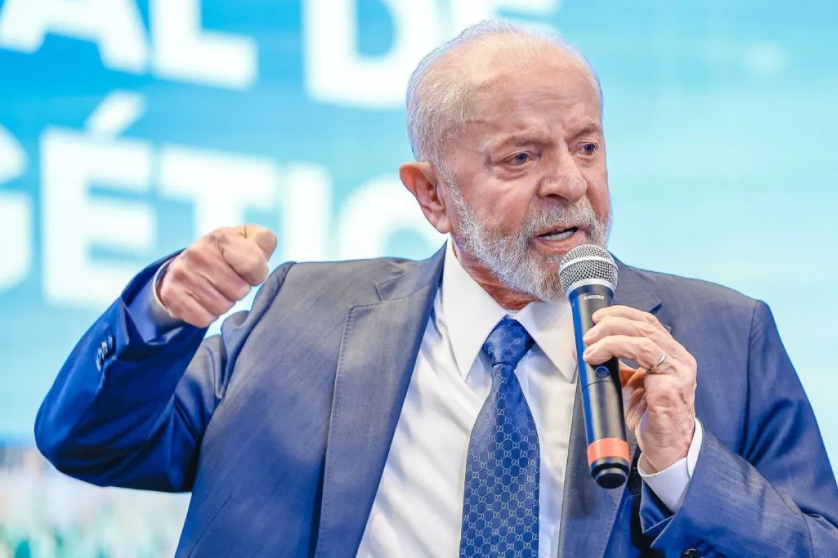 Lula assina MP com isenção de impostos para reduzir dependência de data centers de fora do país