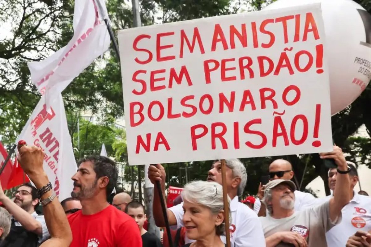 Movimentos de esquerda convocam para este domingo atos contra PEC da Blindagem e PL da Anistia
