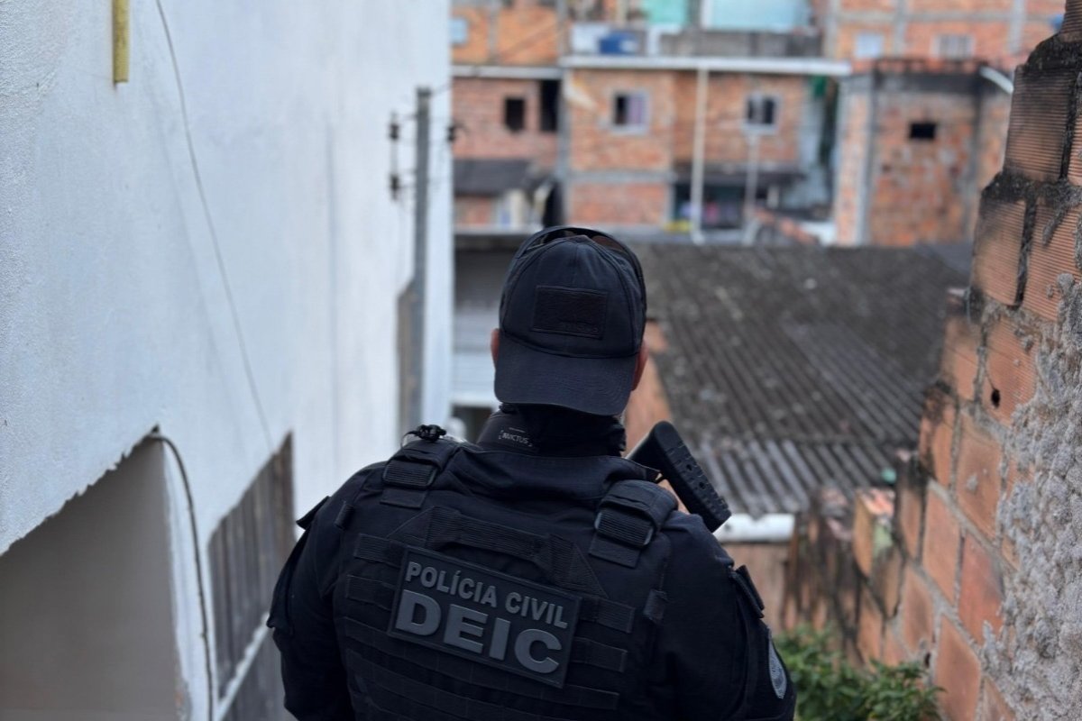 Jovem suspeito de roubar turista australiano em Salvador é preso