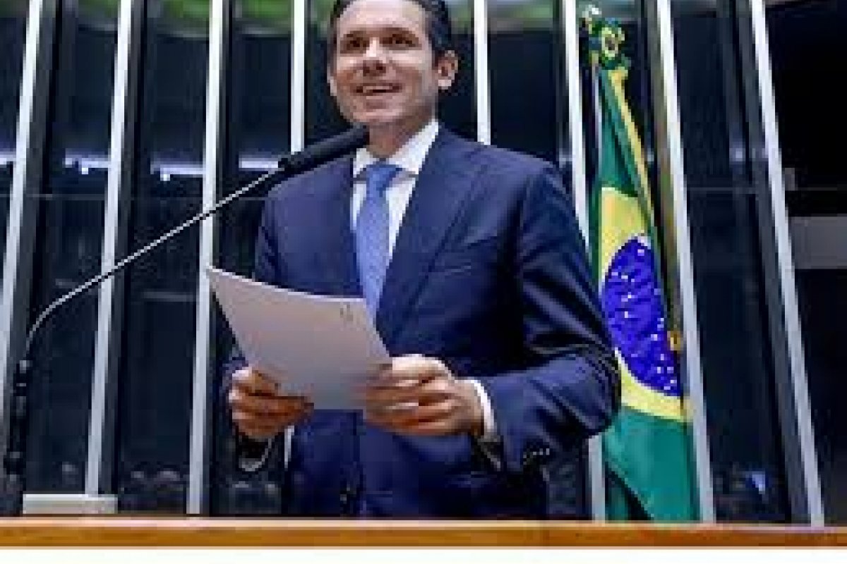 PEC da Blindagem pode ampliar infiltração do crime organizado na política, dizem especialistas