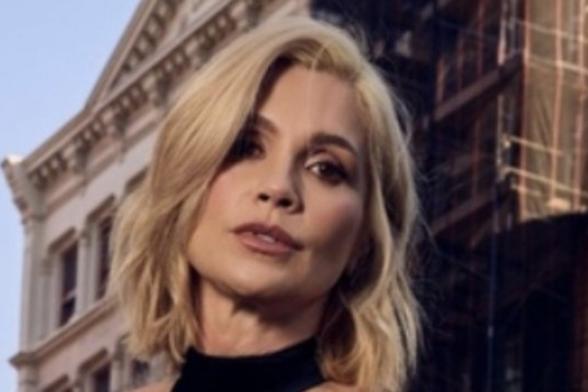 Flávia Alessandra brilha em jantar de gala da Brazil Foundation em Nova York!