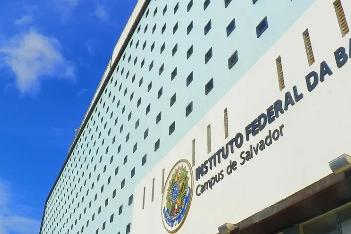 IFBA abre seleção para professores substitutos com salários de até R$ 6 mil