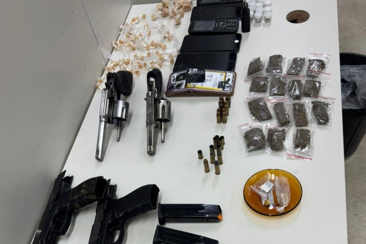 Quatro suspeitos morrem em confronto com a polícia no bairro de Narandiba
