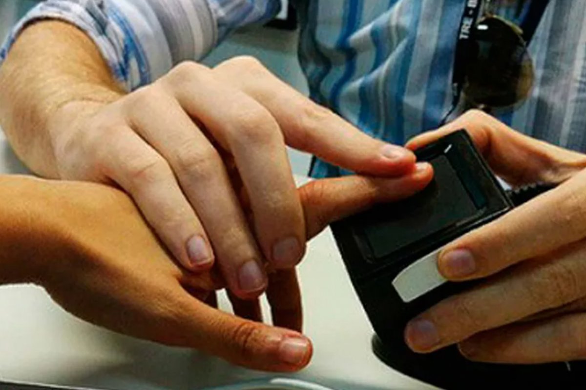 TRE-BA faz 'Dia D' com serviços eleitorais para pessoas com deficiência e em situação de vulnerabilidade social em Salvador