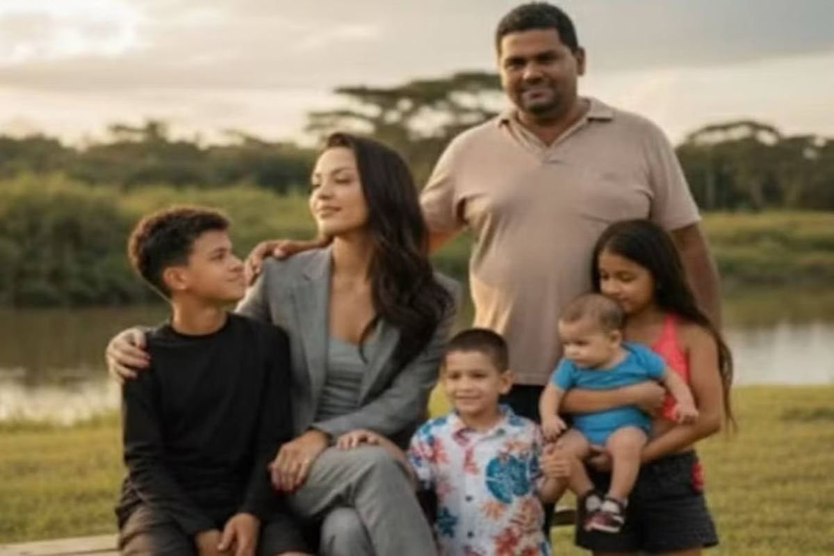 Batida entre caminhão, carros e moto deixa oito mortos em rodovia de Goiás; seis vítimas eram da mesma família
