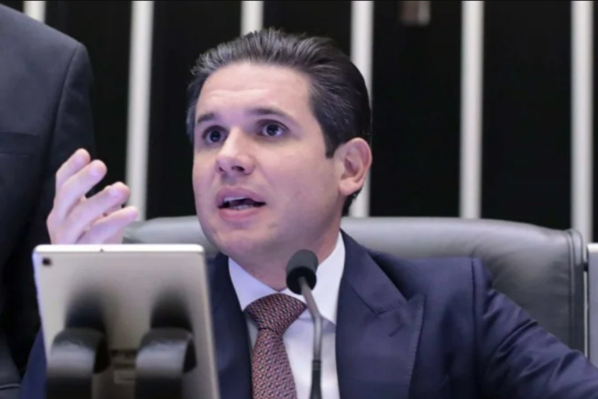 Câmara deve votar isenção do Imposto de Renda para salários de até R$ 5 mil na próxima semana