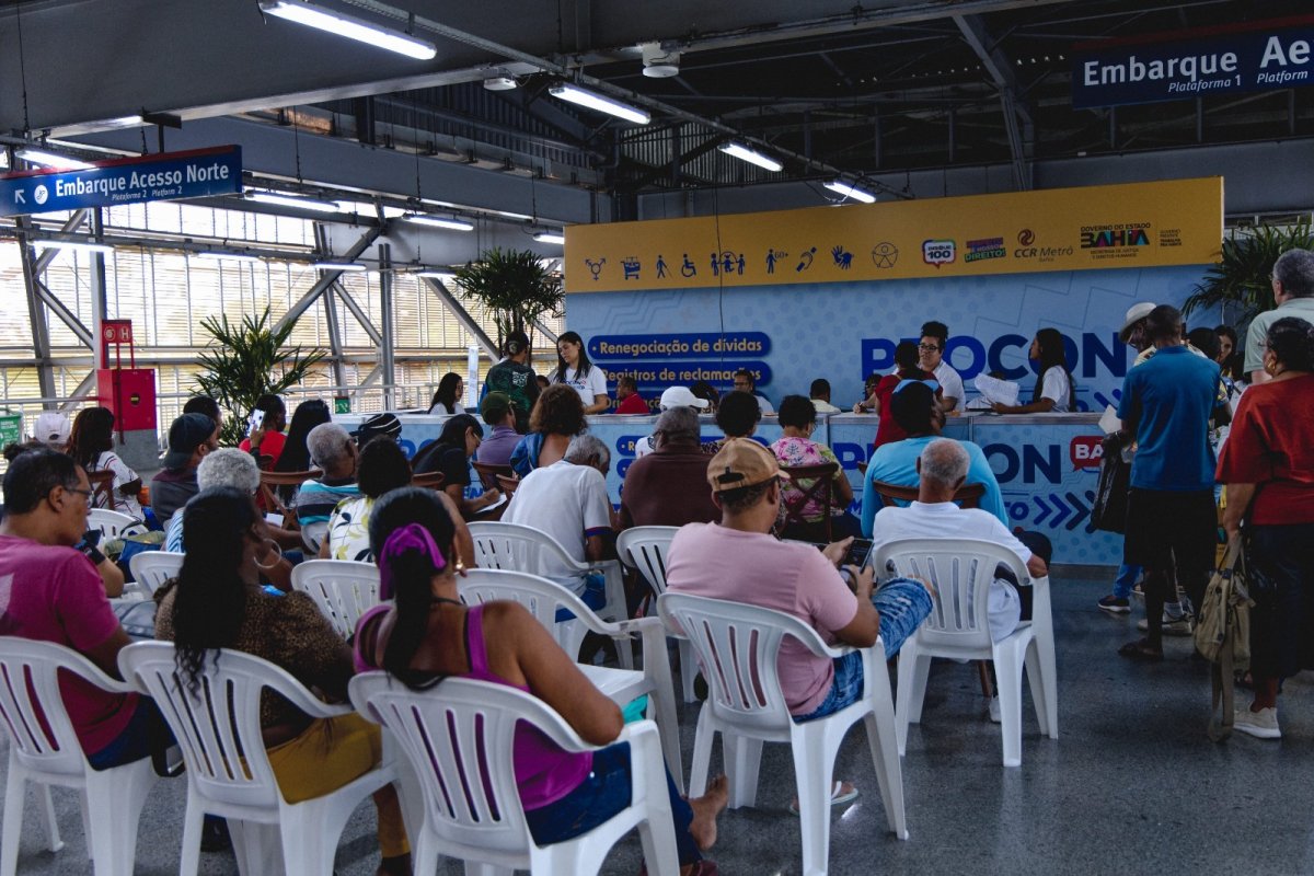 Procon-BA leva atendimento itinerante à Estação Pirajá Metrô