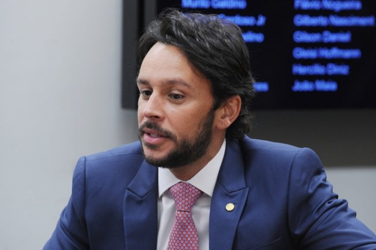Mário Negromonte recua e diz ter sido enganado ao votar a favor da PEC da Blindagem: “Não me representa” 