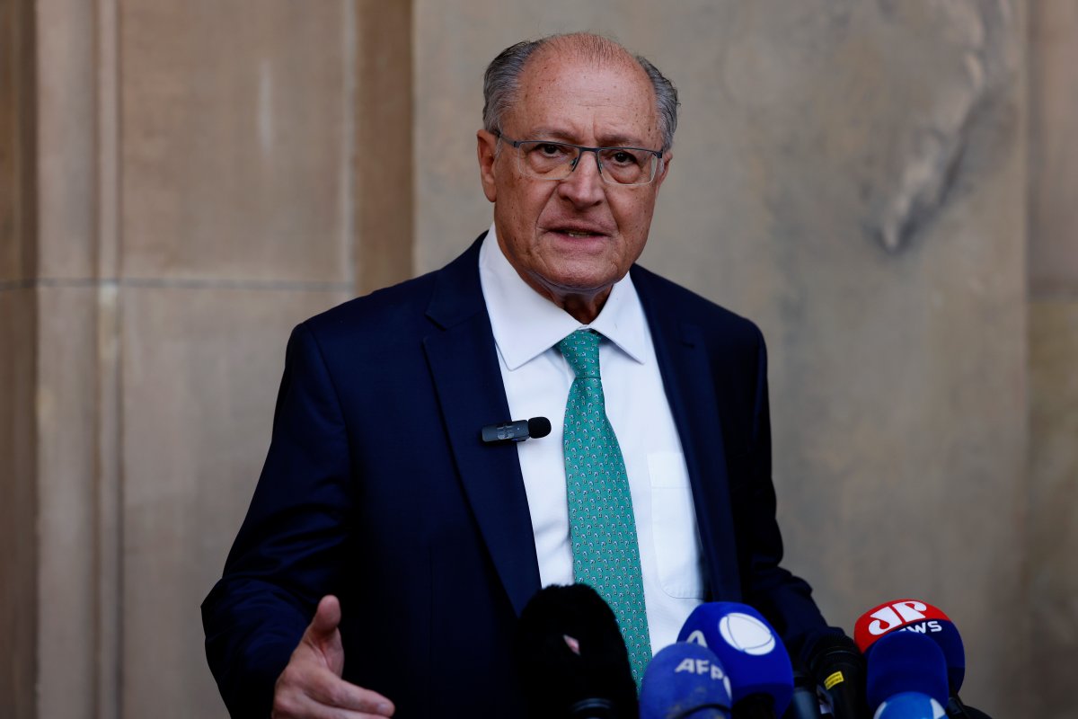 'Boa química' entre Lula e Trump ajuda negociação de tarifas dos EUA, diz Alckmin