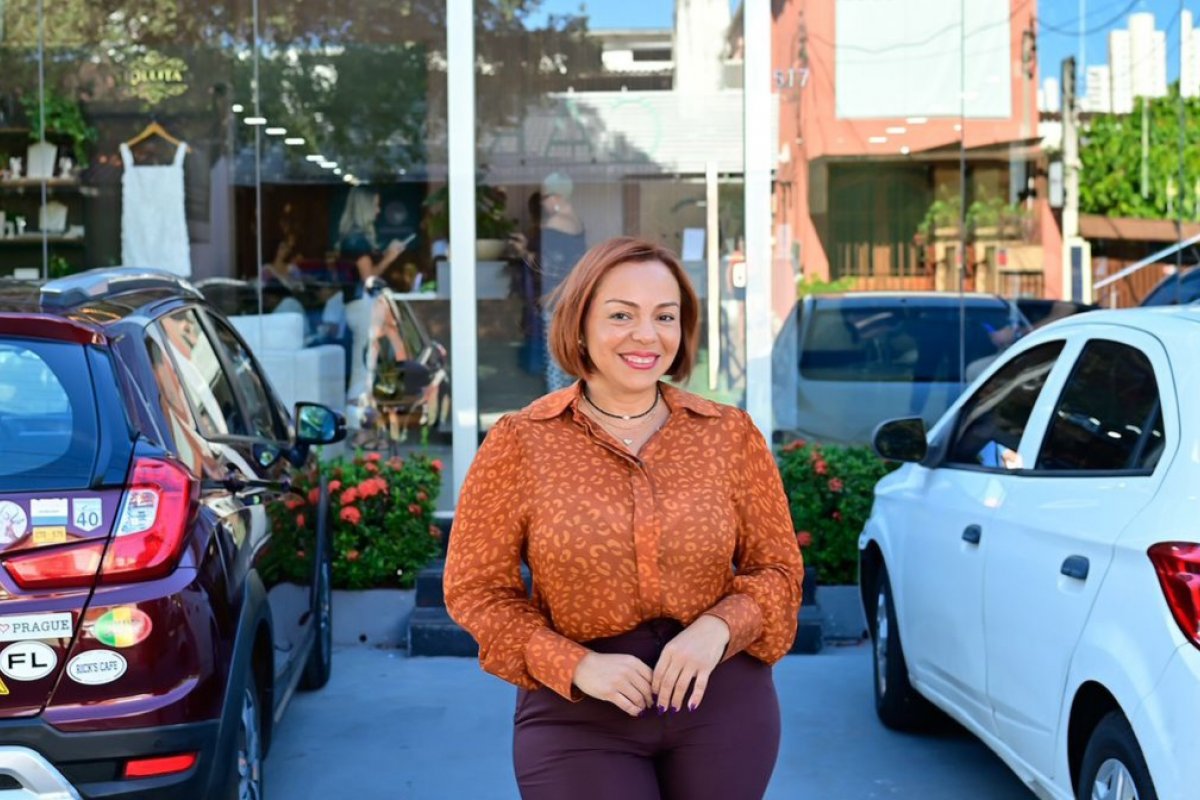 Profissional do Salão Sá Marina destaca o serviço humanizado entre equipe e clientes!