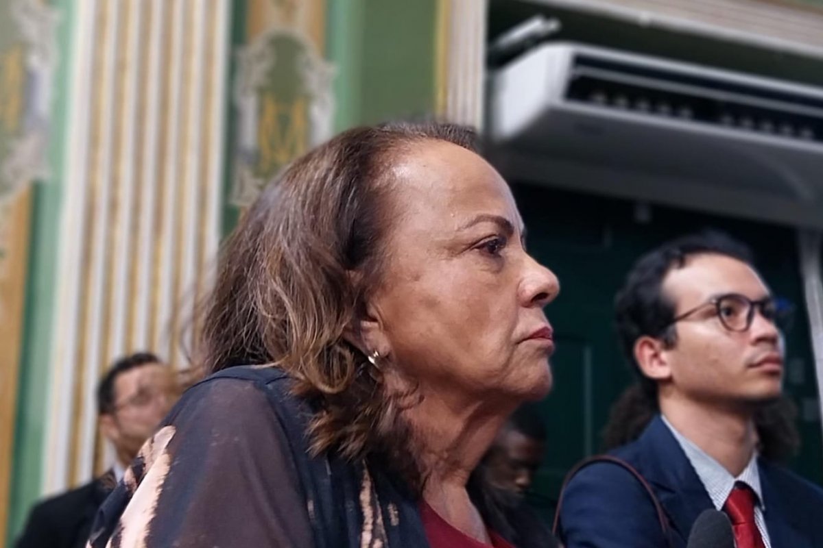 Vereadora Aladilce critica projeto 175 da LOUOS por irregularidades na tramitação