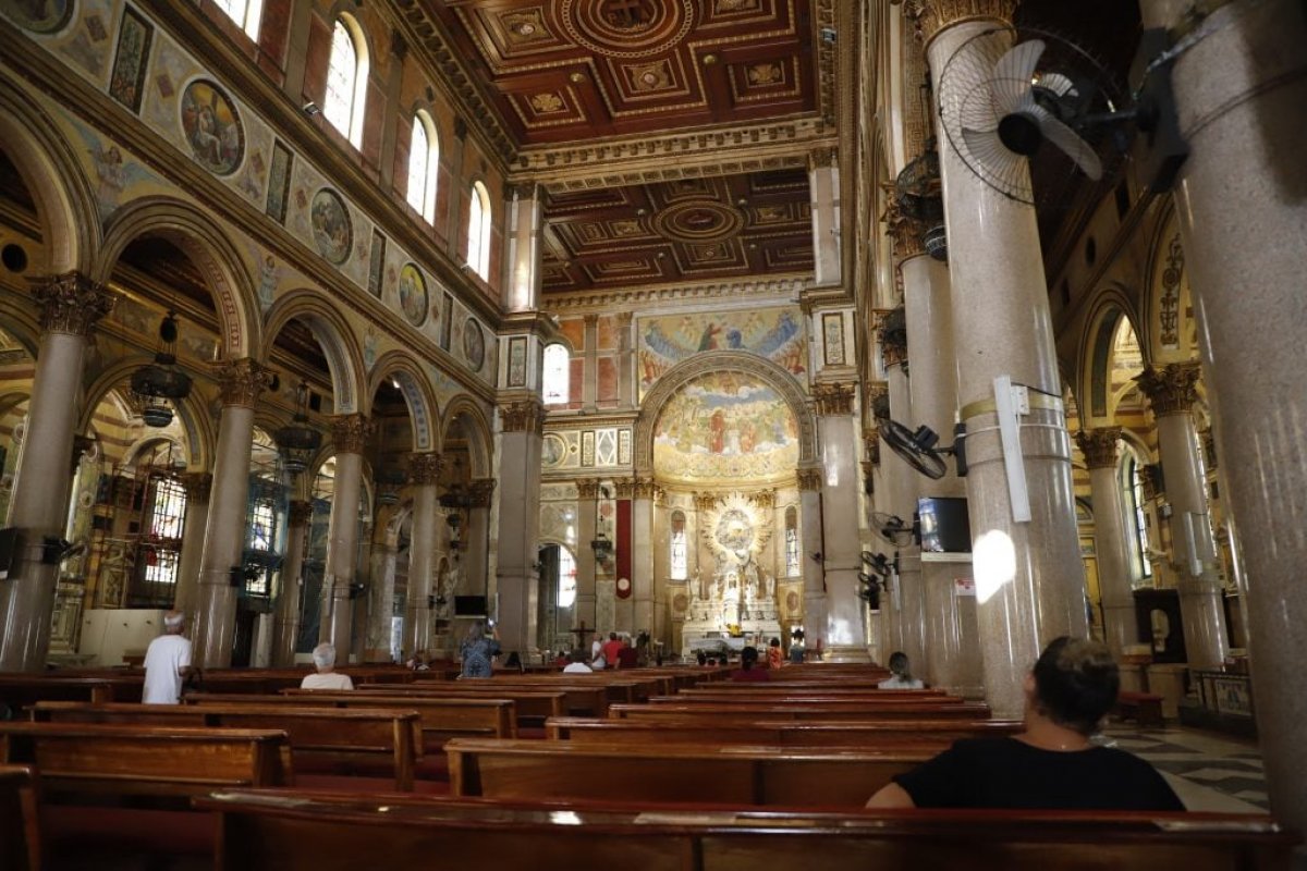 Igreja de Belém terá missas em inglês, espanhol, francês e Libras no Círio e na COP30