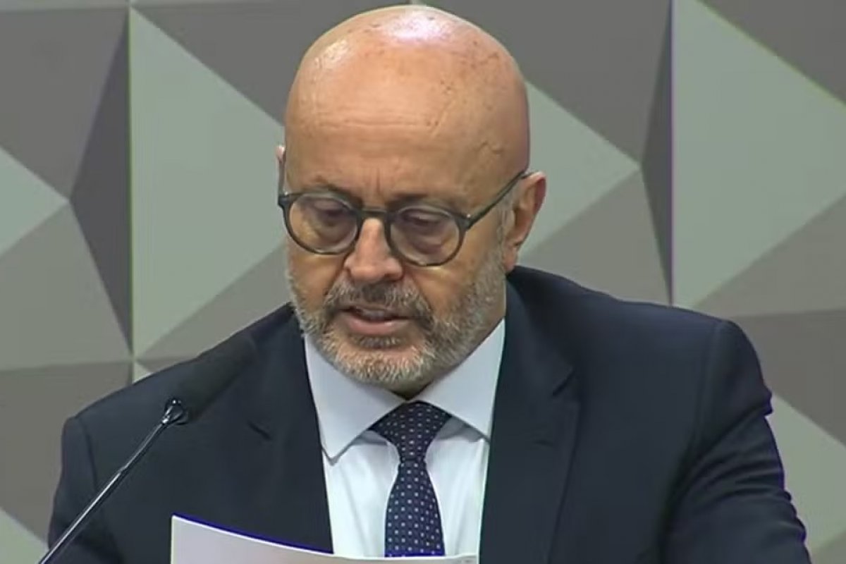 “Careca do INSS” nega envolvimento em fraudes e se apresenta como “empreendedor nato”
