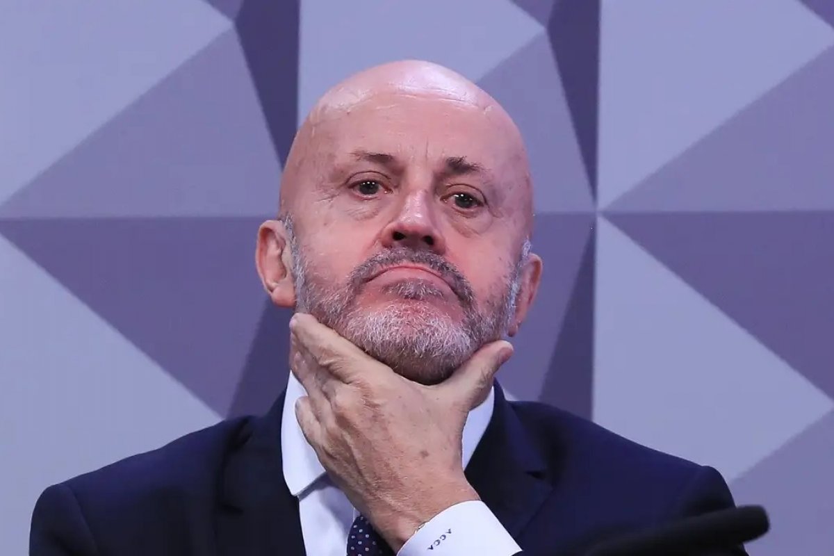 “Careca do INSS” promete entregar 18 milhões de documentos à PF e nega participação em fraudes