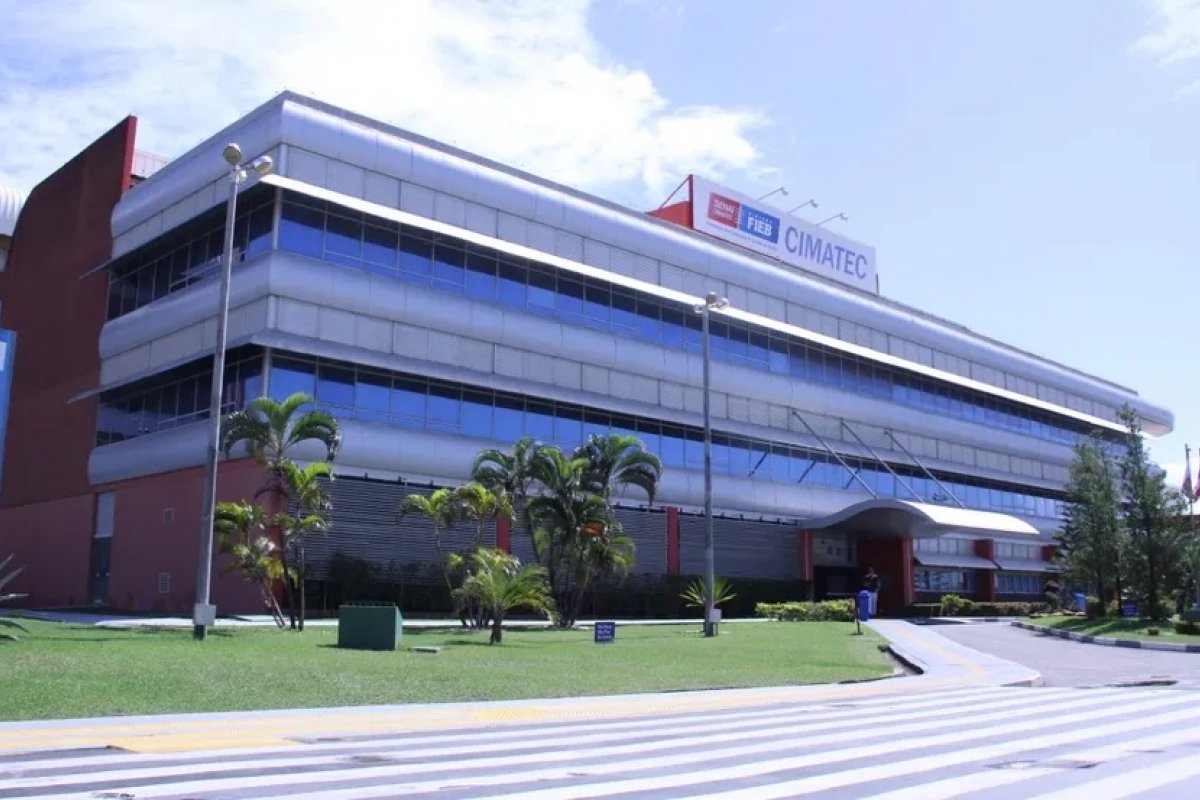 Senai abre 2 mil vagas em cursos gratuitos a distância; saiba como realizar inscrição