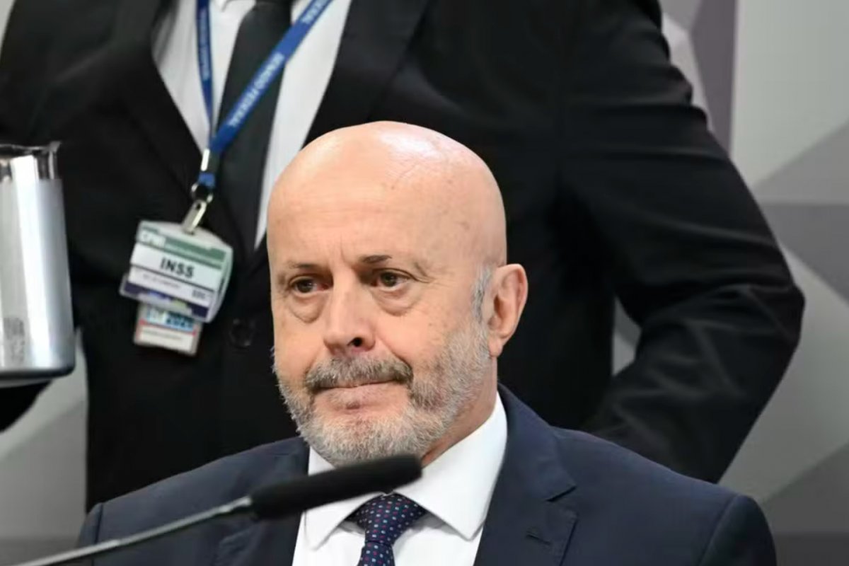 André Mendonça vota por manter prisões de investigados em fraude no INSS