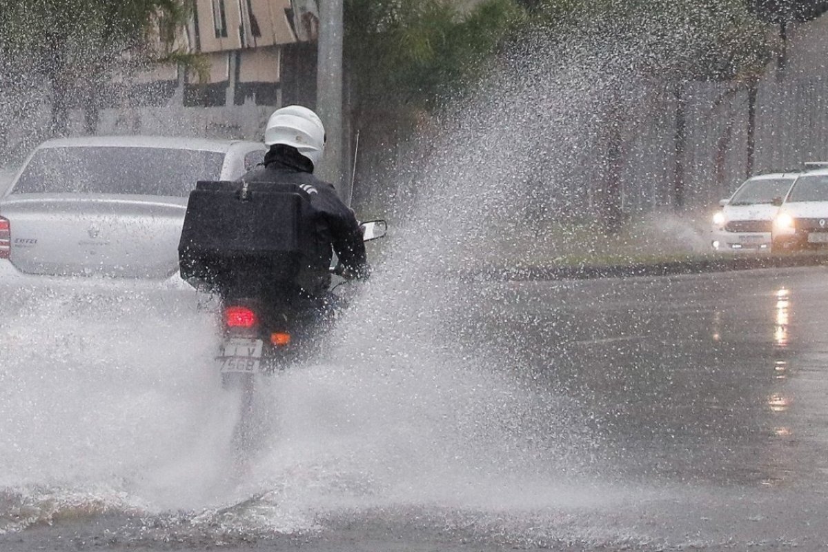 Mais de 350 cidades baianas terão vendaval neste fim de semana; veja a lista