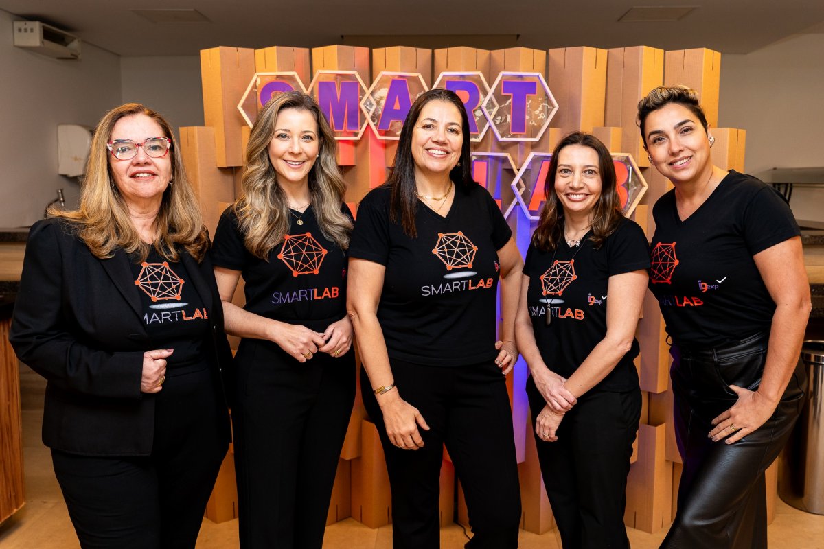 Executivos de Curitiba vão debater o uso prático da Inteligência Artificial nos negócios!