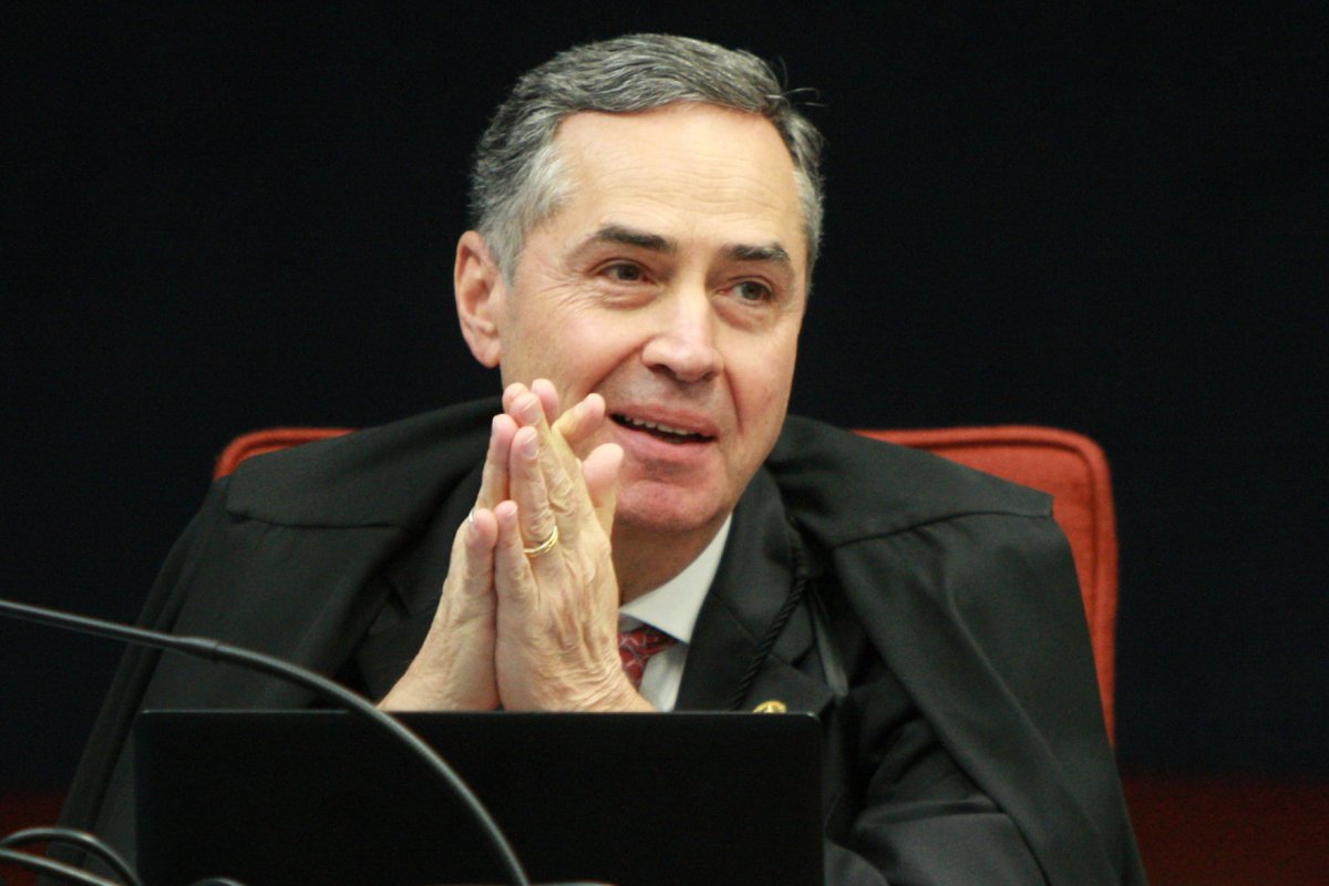 Estratégia digital do STF muda sob Barroso em contexto de críticas e rejeição