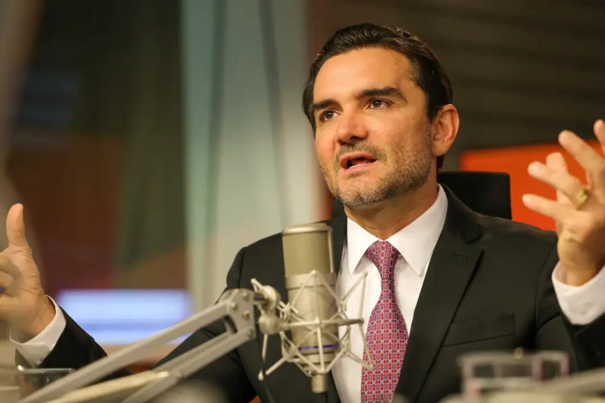 Com saída de Sabino, União Brasil e PP ainda têm 140 filiados em órgãos de orçamento no país