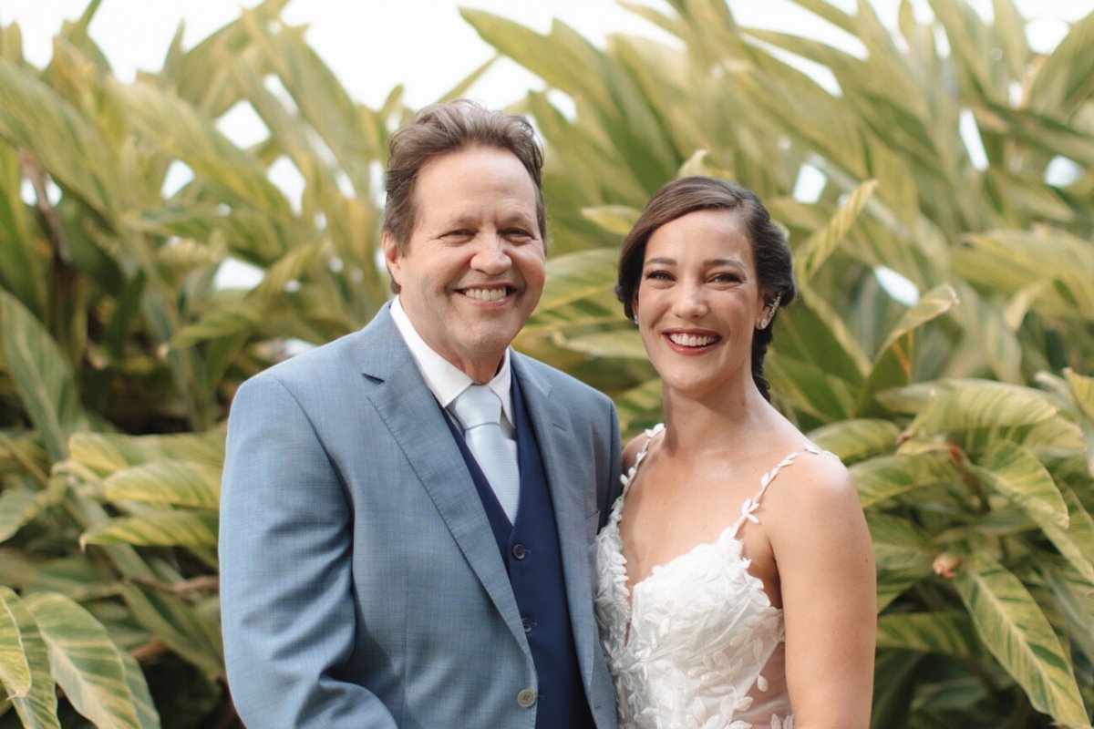 Atriz Adriana Birolli oficializa união com Ivan Zettel em cerimônia no Rio de Janeiro!