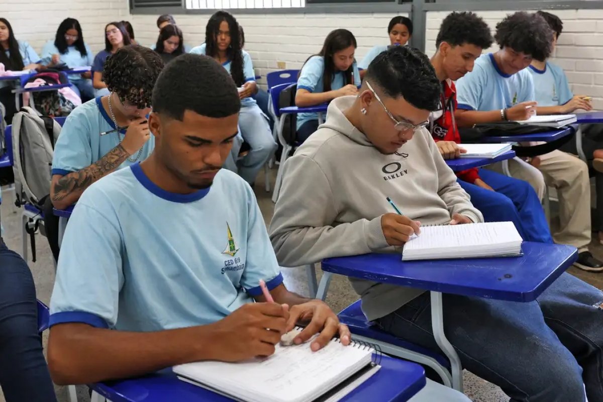 Pé-de-Meia: pagamento da 7ª parcela começa nesta segunda-feira