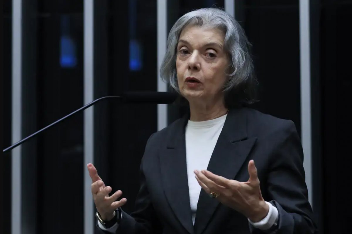 Fachin escolhe Cármen Lúcia para discurso em sua posse como presidente do STF