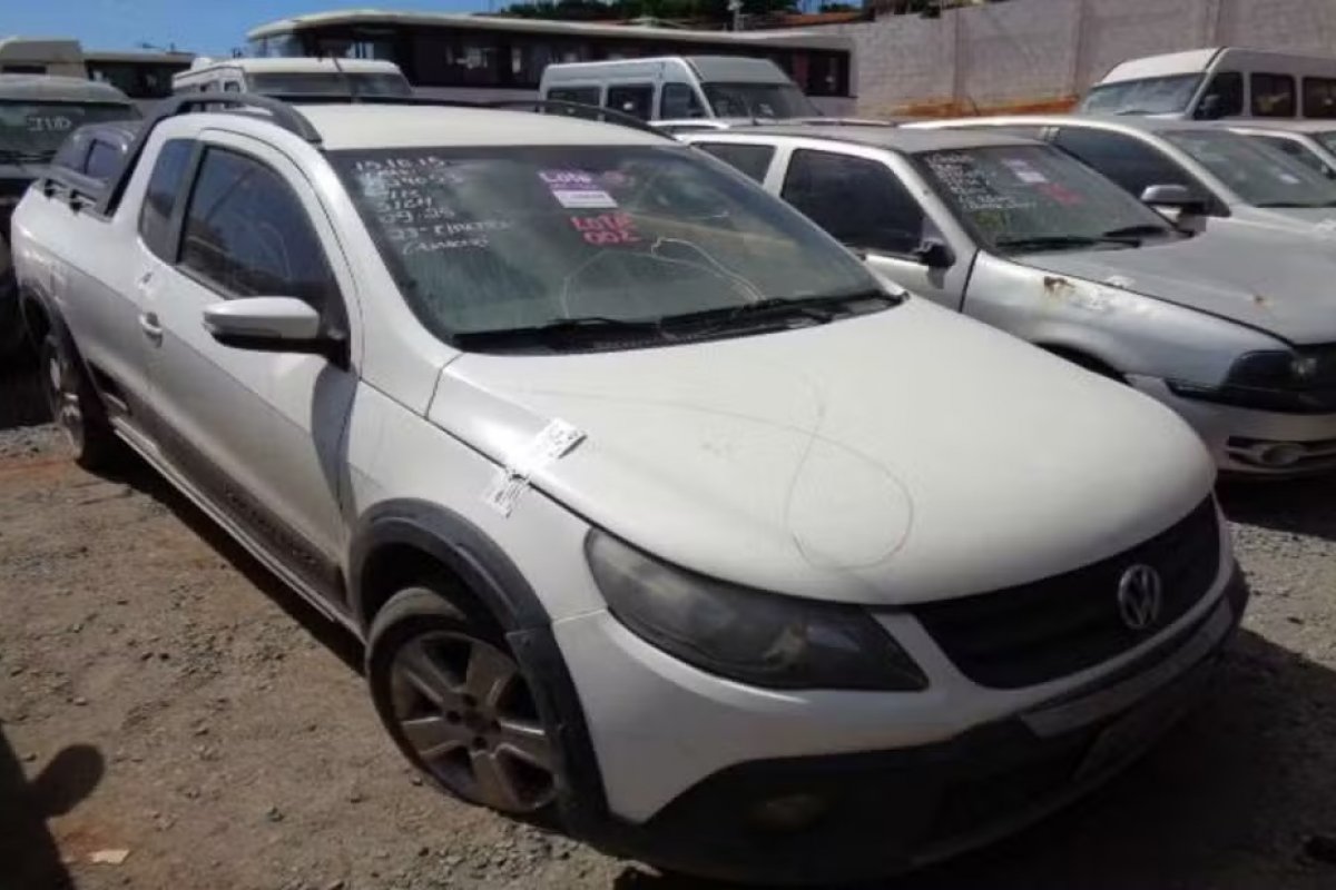 Detran abre leilão na Bahia com mais de 2 mil lotes de carros, motos e sucatas