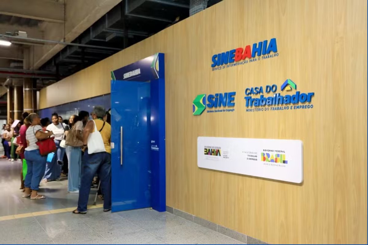 Ação oferece oportunidades de emprego e atividades de capacitação gratuitas para pessoas LGBTQIAPN+ em Salvador