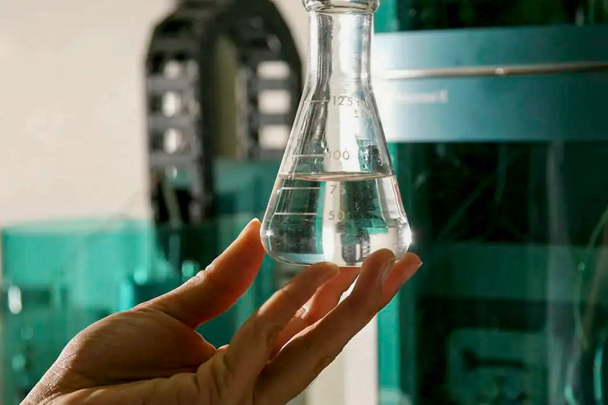 Intoxicação por metanol é diferente do abuso de álcool; veja os sinais