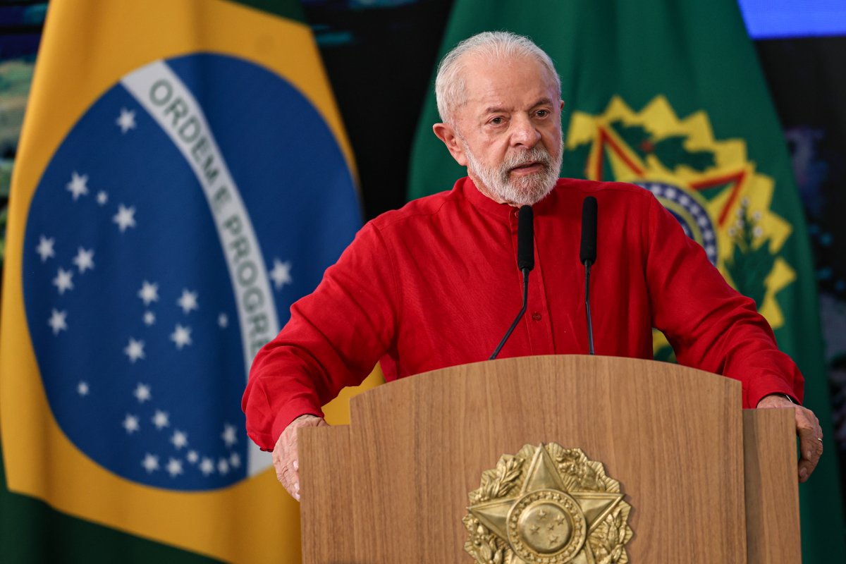 Lula veta parcialmente projeto que flexibiliza a Lei da Ficha Limpa