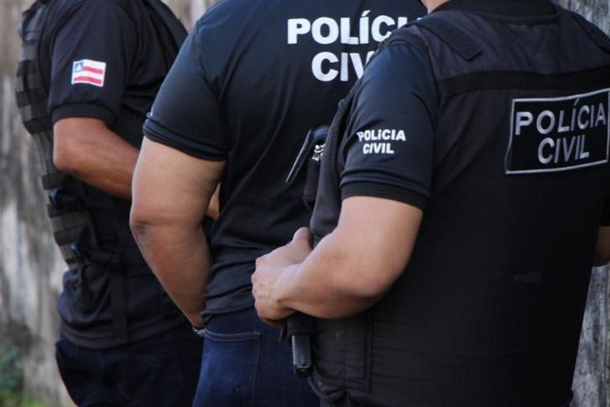 Dois homens são presos em operação contra tráfico de drogas em Vitória da Conquista